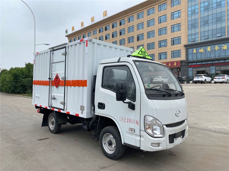 CSC5031XRQSH6型易燃?xì)怏w廂式運輸車